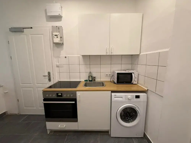 Modern 1BR Apt Close to Westbahnhof