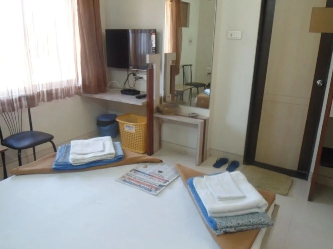 Hotel Rajmahal