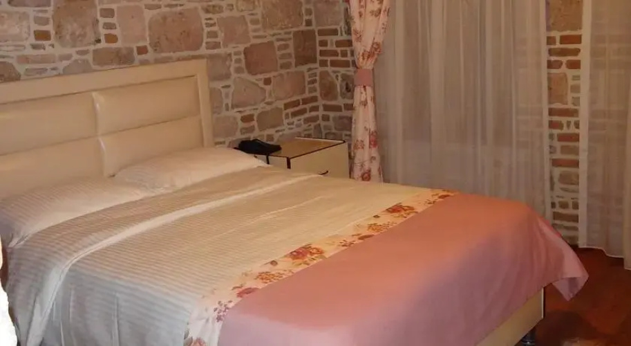 Hayalevi Hotel