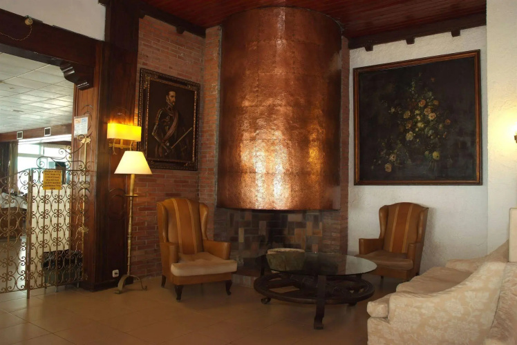 Mont-Rosa Hotel