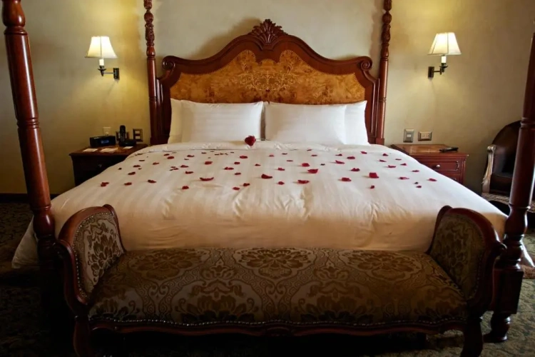 Double Suite with balcony and with street view