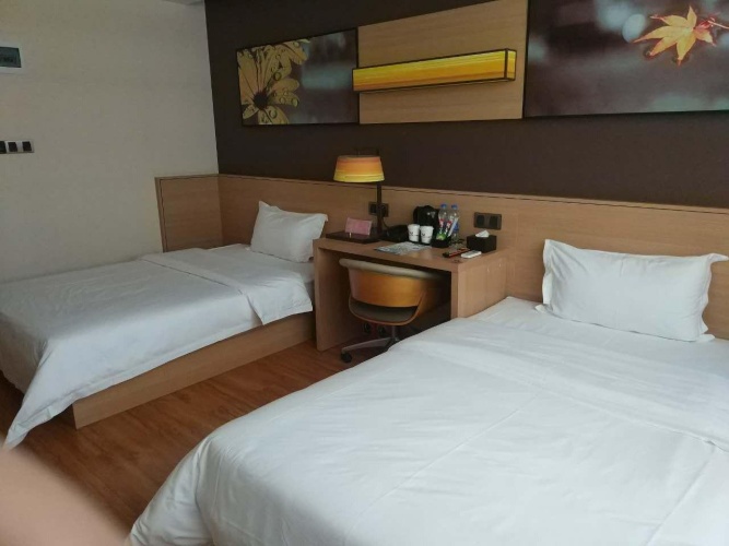 Economy Twin room