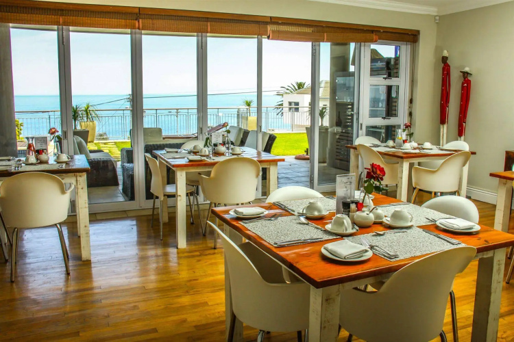 3 On Camps Bay