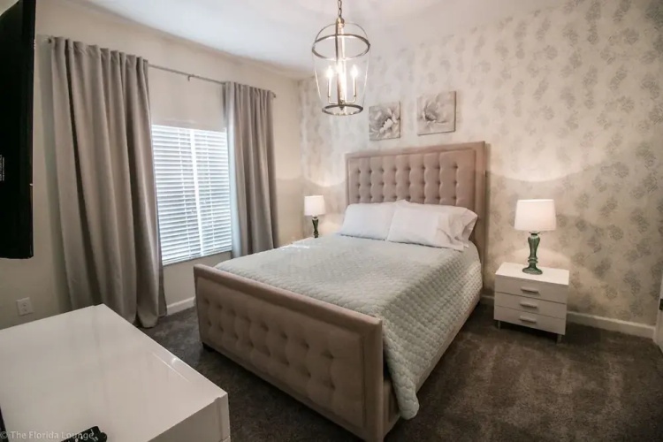 1561 PD - 4BR Poolside Paradise: Epic Getaway