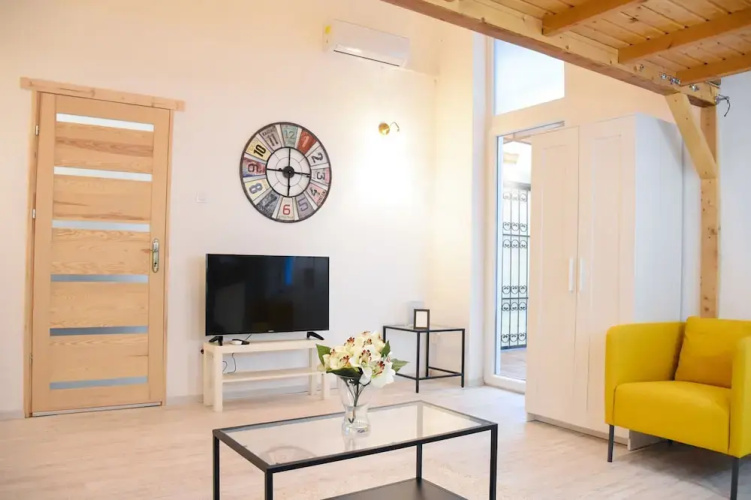 Cosy flat with balcony