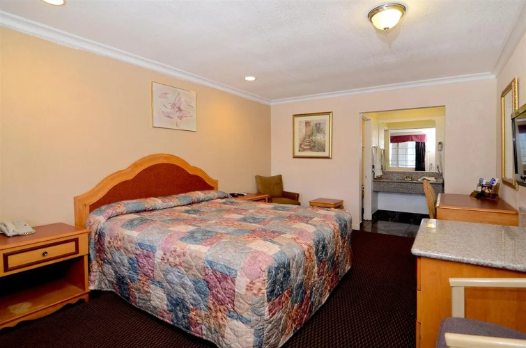Circle City Inn