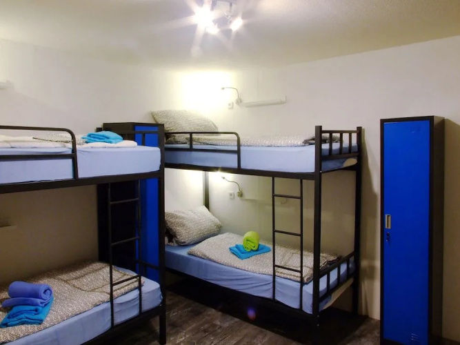 The Penny Pincher Inn - Hostel