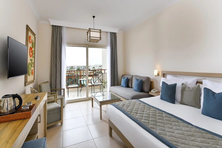 Superior Double room with pool view