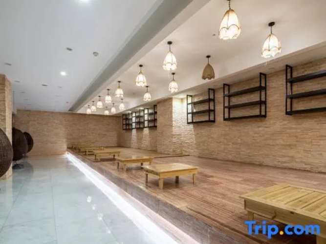 Xifeng Hotel
