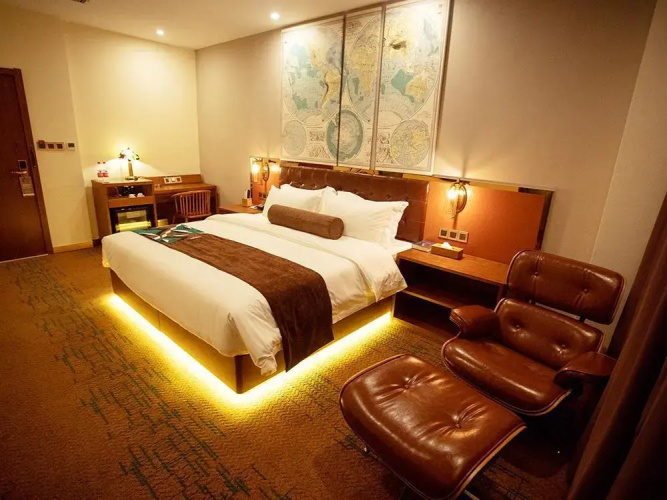 Lanzhou Junhe Hotel (Xiguan Metro Station)