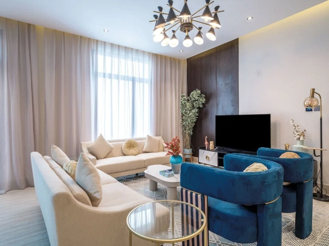 3 Bedrooms Apartment