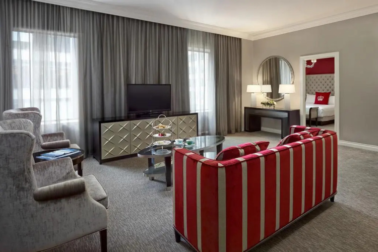 The Omni King Edward Hotel
