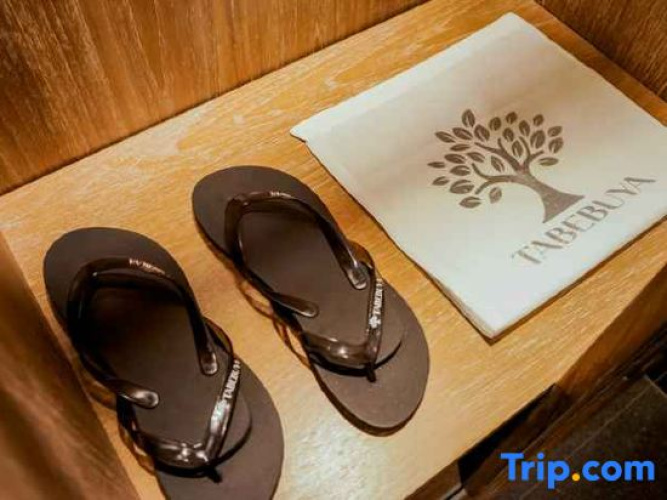Tabebuya Resto & Resort