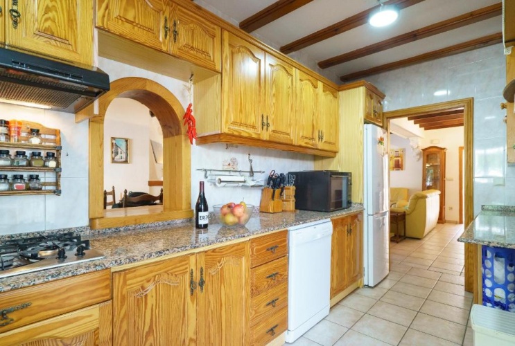 3 Bedrooms Villa