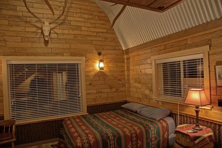 Double Cottage