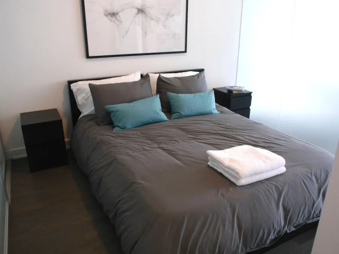 Stunning 1BR Condo in Popular King West