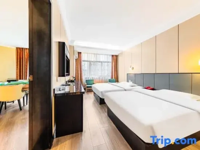 Double Suite