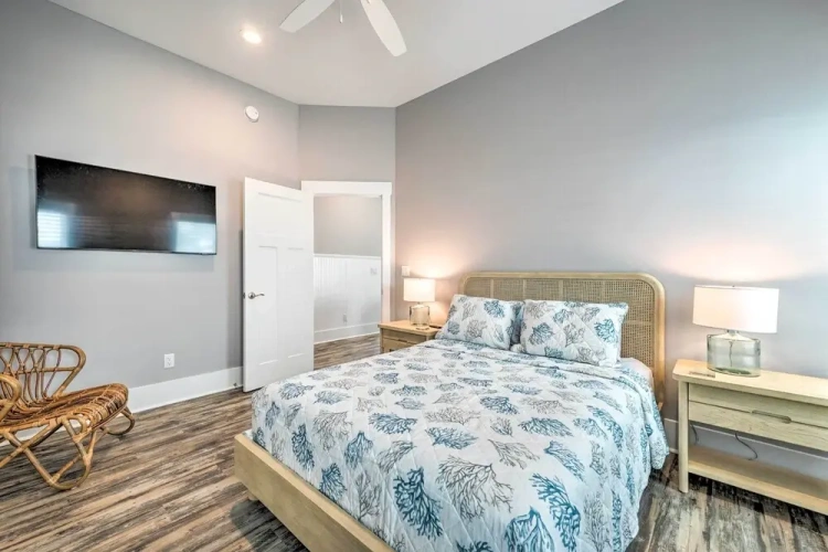 4 Bedrooms Cottage