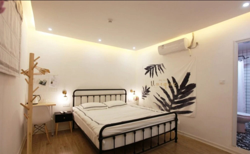 Love Flower Hostel