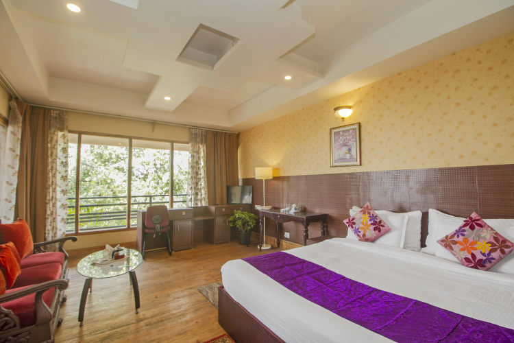 Mount Queens Hill Resort & Spa