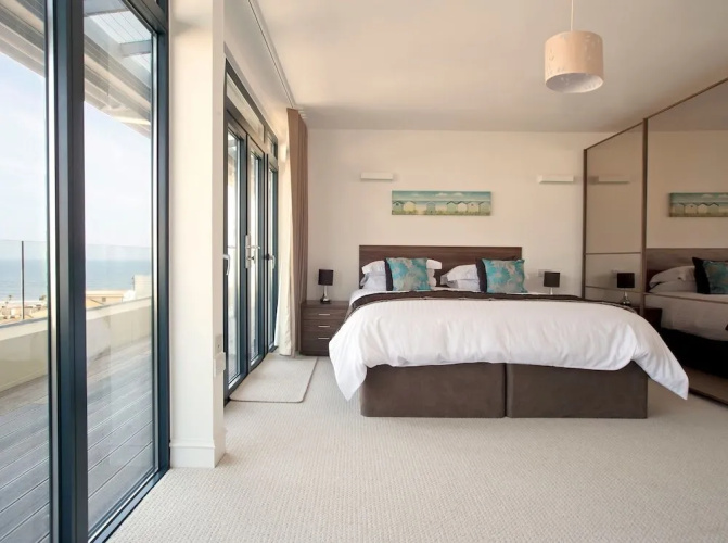 Riviera Apartments