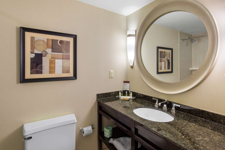 DoubleTree by Hilton Hotel Downtown Wilmington - Legal Distr photo 9