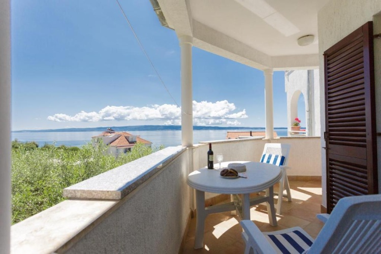 3 Bedrooms Apartment with sea view
