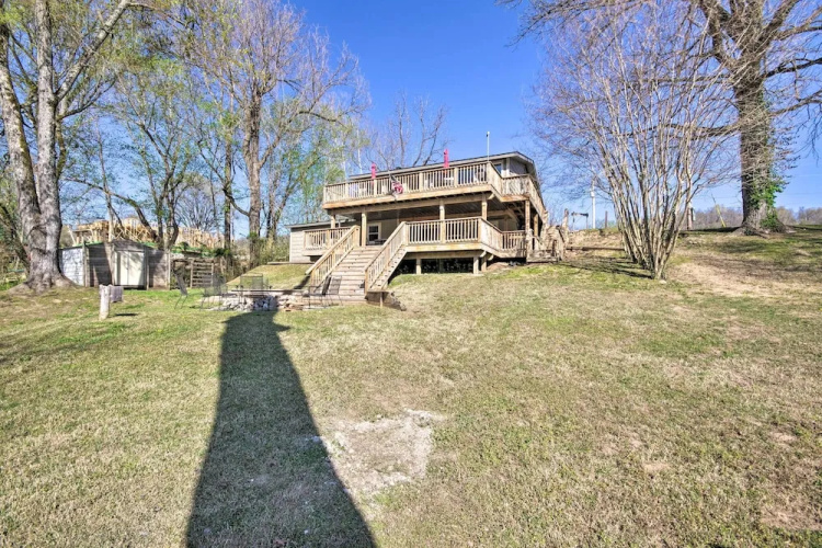 Expansive Cotter Cabin on White River w/ Deck!