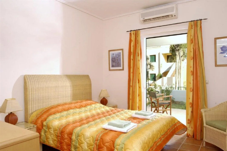 La Riviera Barbati Seaside Luxurious Apartments & villas
