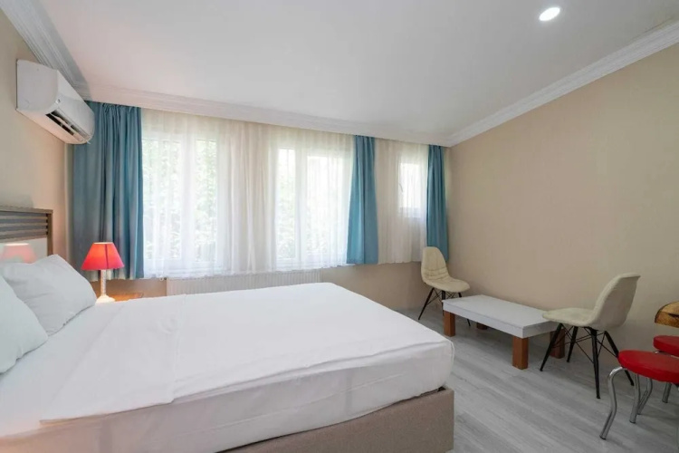 Bicer Hotel