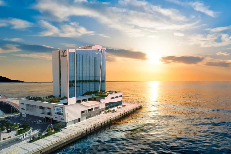 Premier Double room with ocean view