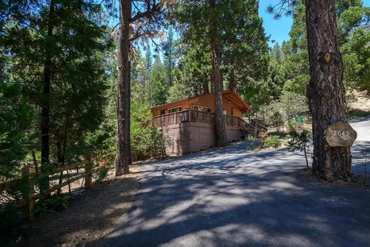 3 Bedrooms Cottage