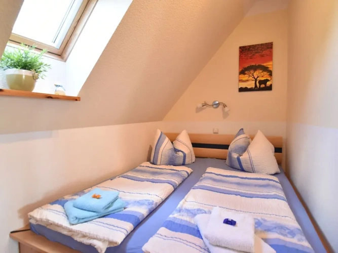 5 Bedrooms Classic Cottage