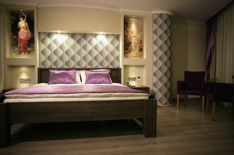 Rey Manes Hotel