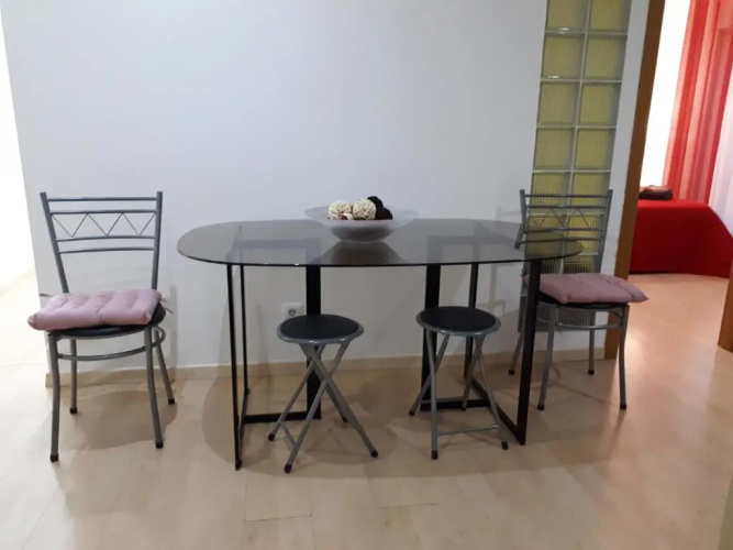 5 Minutes Walk from the Beach