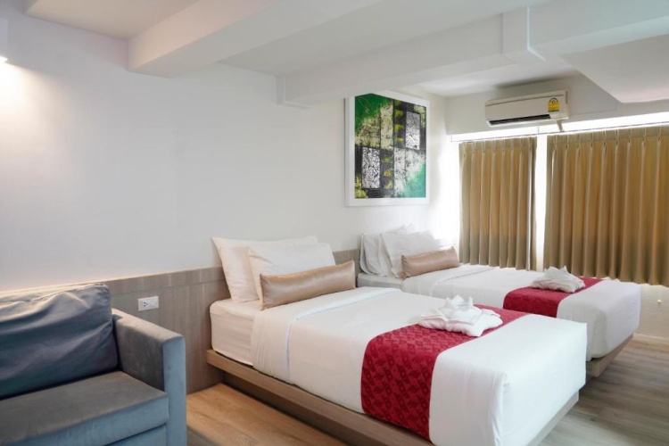 Standard Twin room