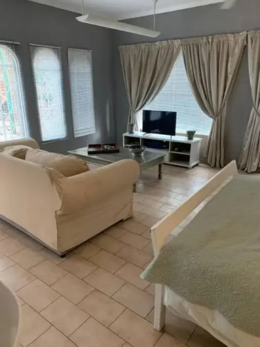 20 On Plover - Private Cottage