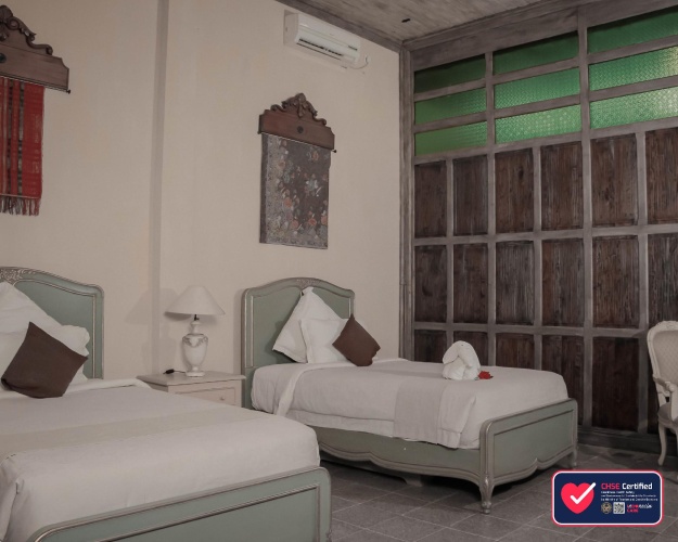 Superior Twin room