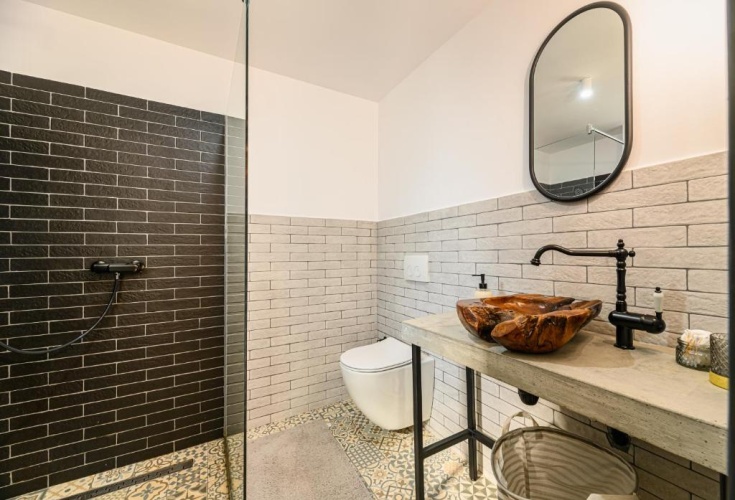 1 Bedroom Suite