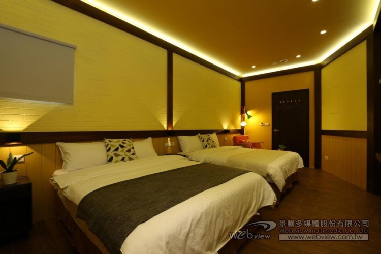 Deluxe Quadruple room