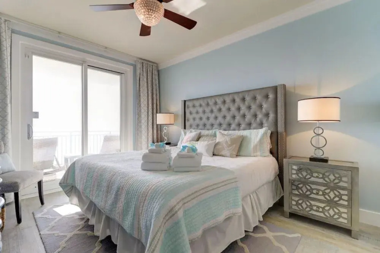 Sterling Breeze Resort By BlueSwell