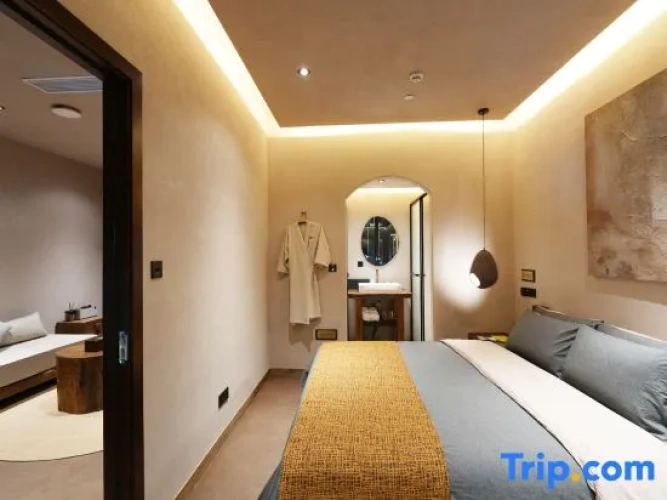 Luxury Double Suite with river view