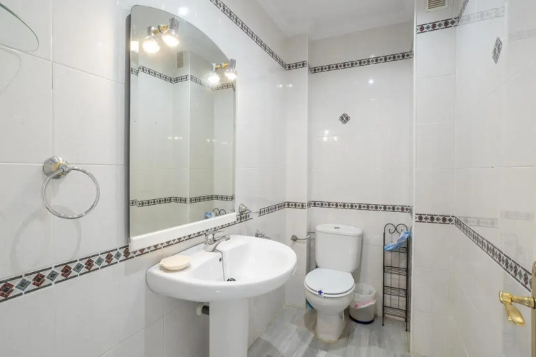 Las Flores 5 - Large townhouse