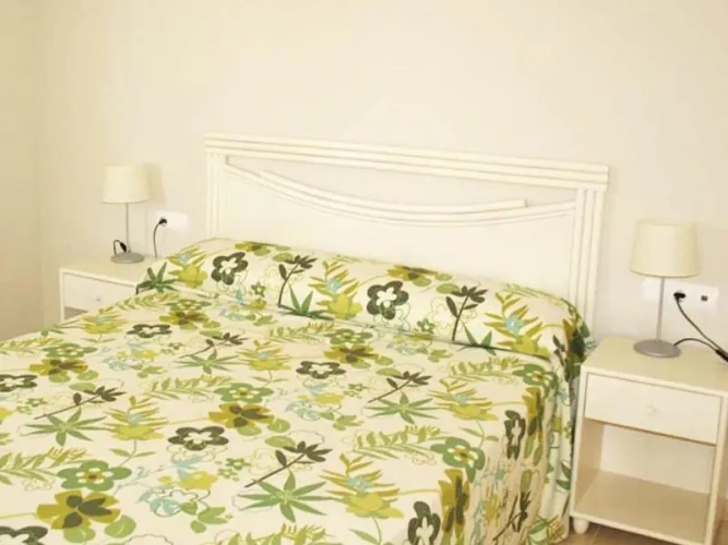 1 Bedroom Quadruple Apartment with balcony