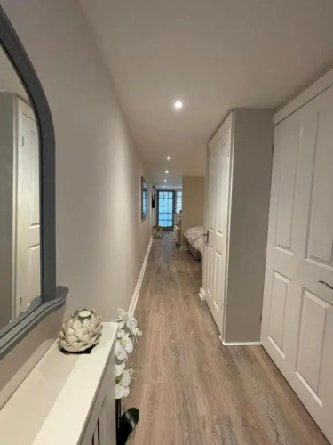 Dancy Mews Over 30's Only apartment