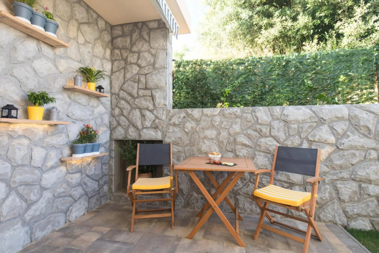 Studio apartment Lucija