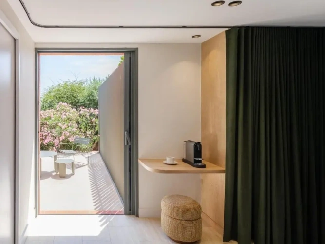 Superior room