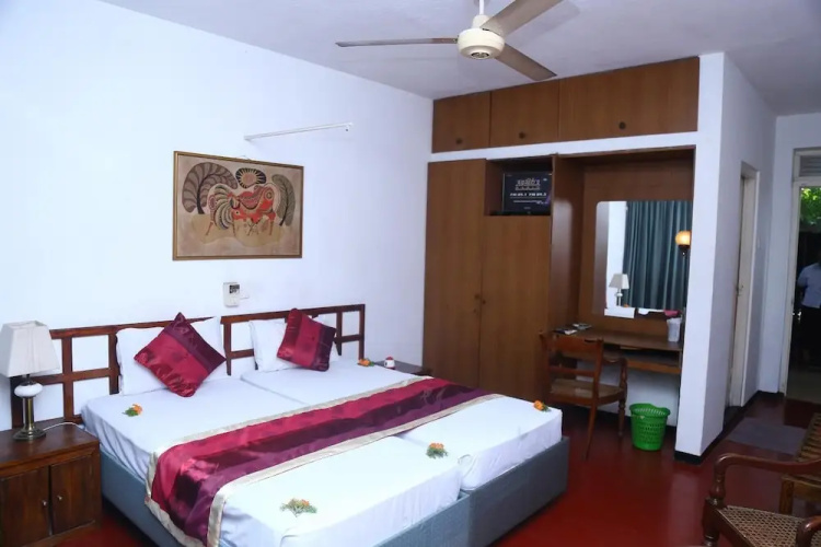 Nilani Hotel