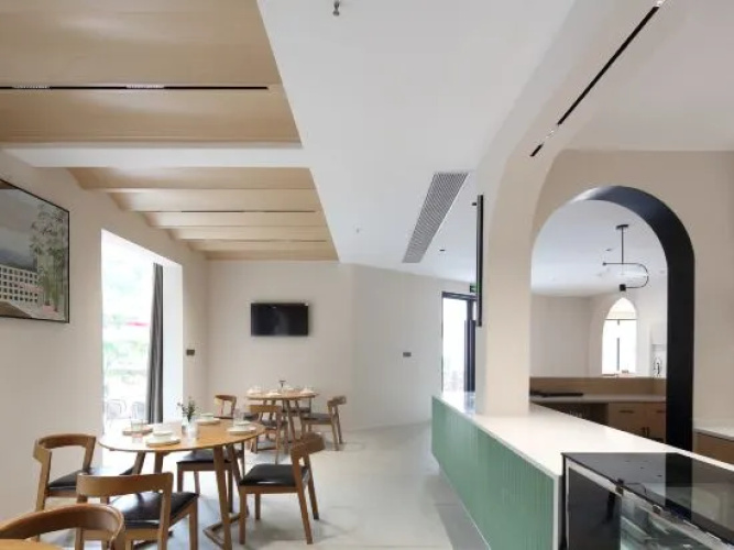 Jishan Jishui B&B