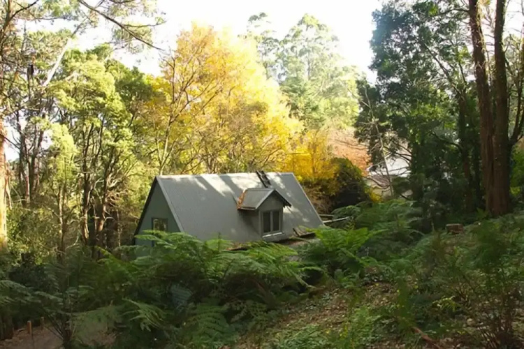 Santosa Cottage